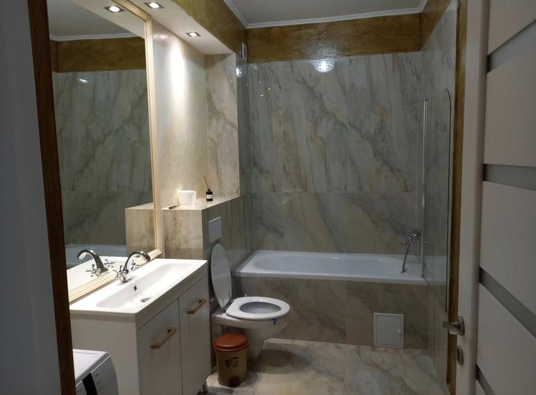 Apartament cu 2 camere semidecomandat în Florești