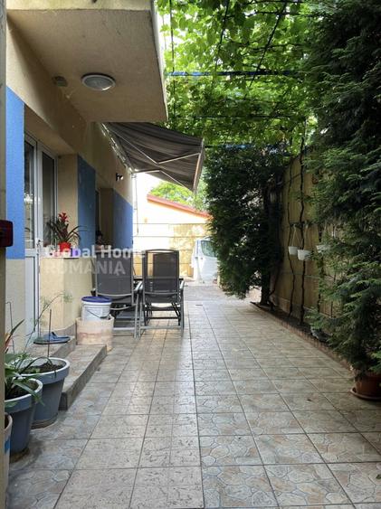 Casă individuală cu 7 camere cu Canalizare în Splaiul Unirii