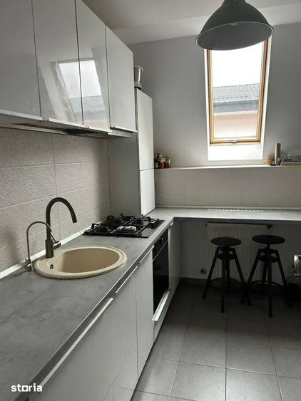 Apartament cu 4 camere în Fundeni