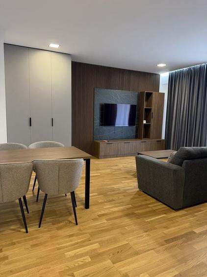 Apartament cu 2 camere semidecomandat, mobilat în Voluntari