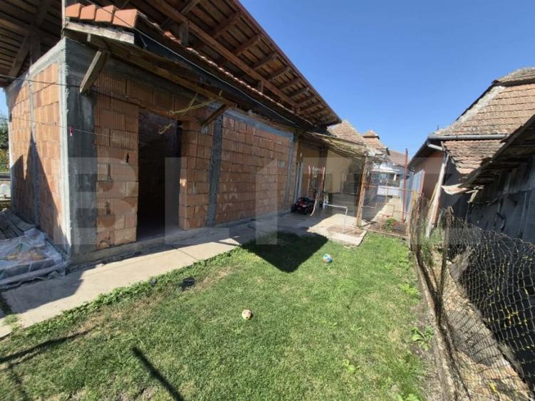 Casă cu 3 camere cu Teren 677 Mp în Central