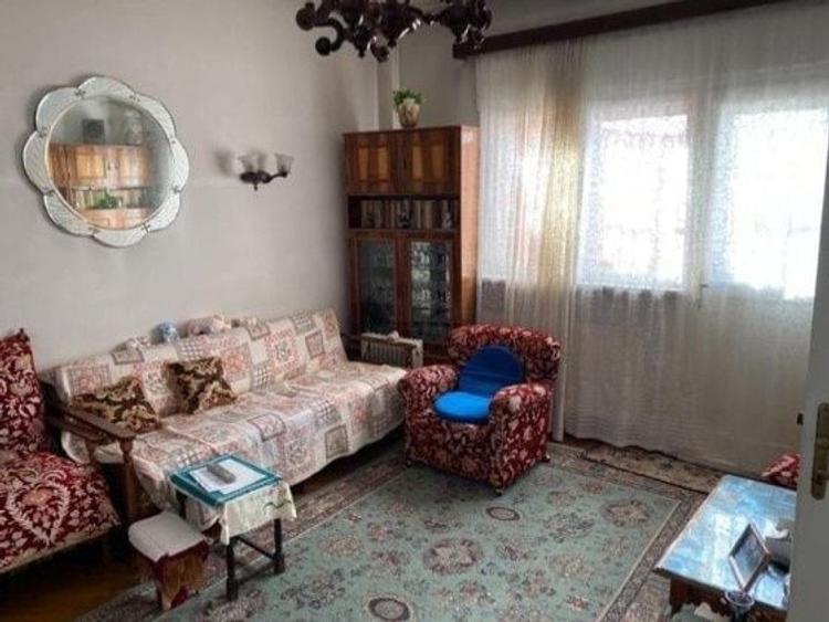 Apartament cu 3 camere semidecomandat, mobilat în Grivița