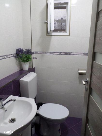 Apartament cu 3 camere decomandat în 9 Mai