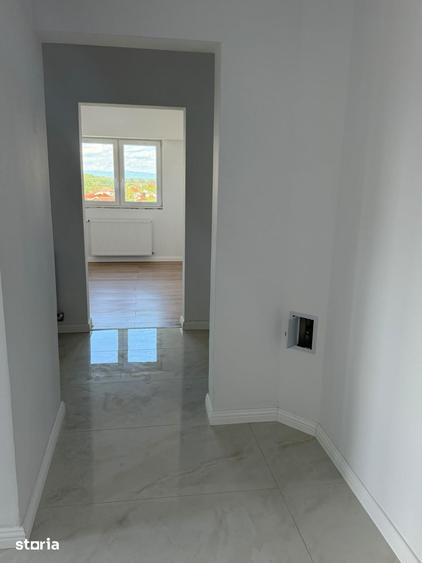 Apartament cu 3 camere în Micro 17