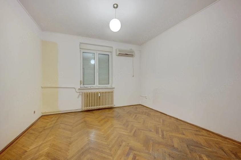 Apartament cu 2 camere decomandat în Basarabia