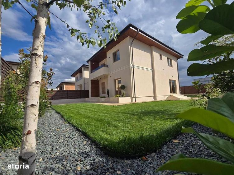 Casă cu 4 camere cu Teren 444 Mp în Dobroești