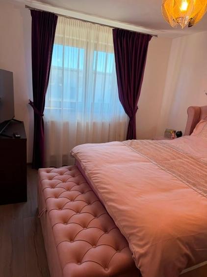 Casă individuală cu 4 camere cu Garaj în Tărlungeni