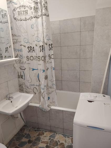 Apartament decomandat în Olteniței