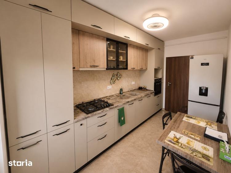 Apartament cu 2 camere decomandat, mobilat în Central