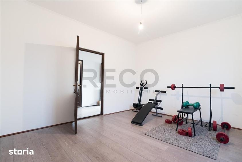 Casă cu 3 camere cu Teren 1184 Mp în Sălard
