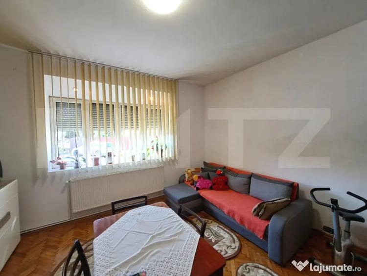 Casa spa?ioasa cu livada, teren de 1.690 mp ?i panouri - 9