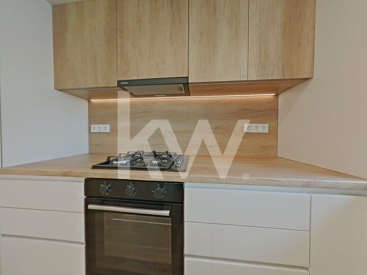 Apartament cu 3 camere decomandat, mobilat în Tractorul