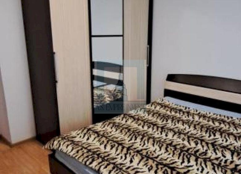 Apartament cu 2 camere decomandat, mobilat în Tractorul