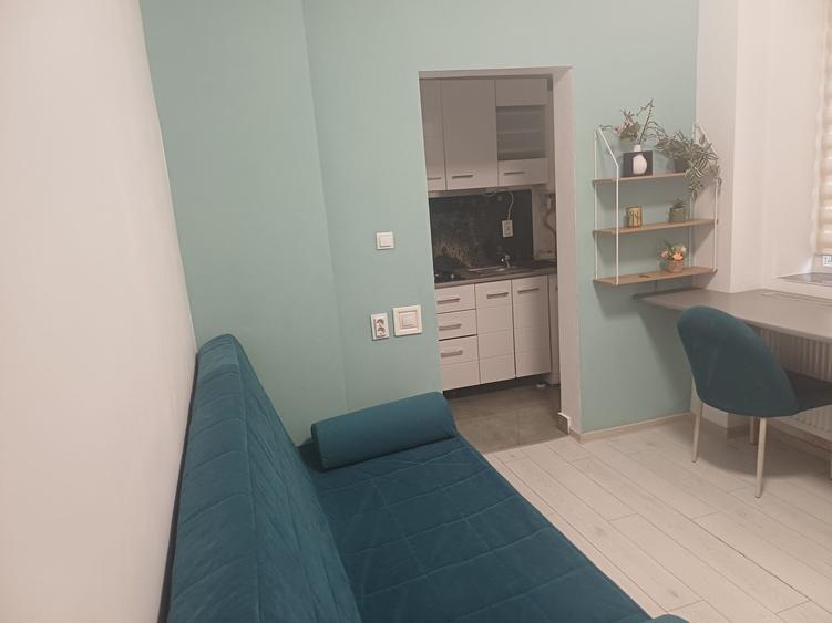 Apartament cu 2 camere decomandat în Central