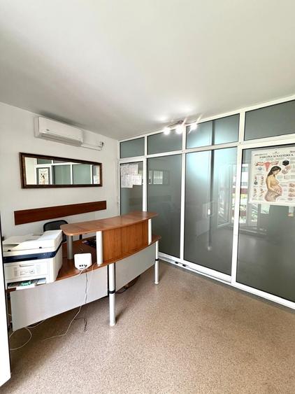 Apartament cu 3 camere decomandat în Valea Moșneagului