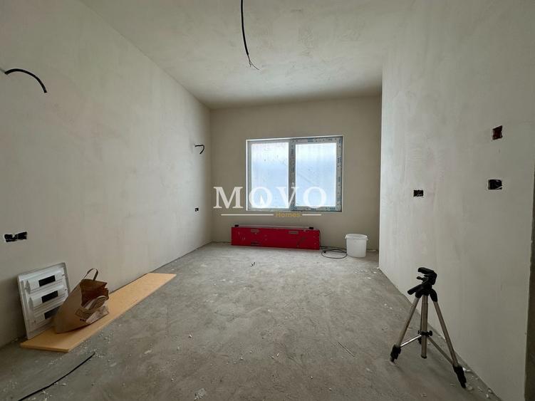 Duplex cu 4 camere cu Teren 300 Mp în Săcălaz