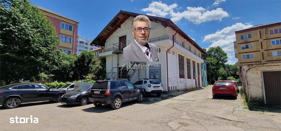 Spațiu comercial, de 250 mp, în Govândari