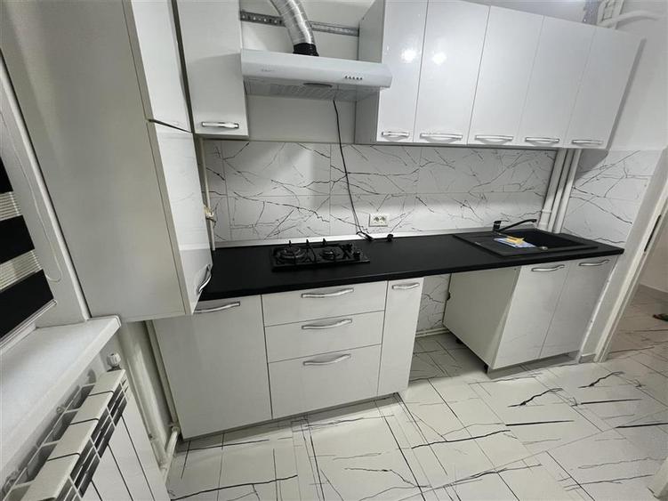 Apartament cu 2 camere decomandat în Sud