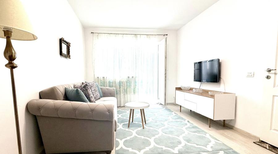Apartament cu 2 camere decomandat, mobilat în Dâmbu Pietros