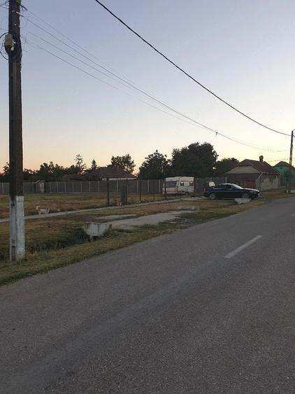 Teren de 1576 mp, în Bobda