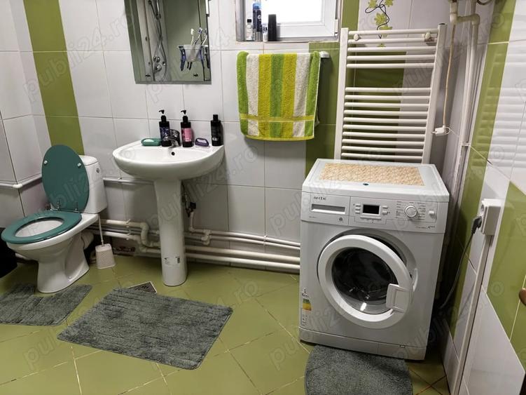 Casă cu 5 camere cu Teren 500 Mp în Exterior Vest