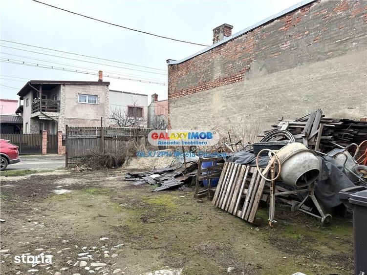 Casă cu 6 camere cu Teren 267 Mp în Ultracentral