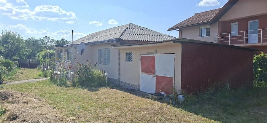 Casă cu Teren 10670 Mp în Chilia