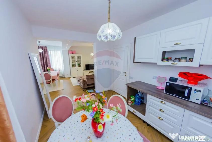 Casă cu 5 camere cu Teren 1133 Mp în Satu Nou de Jos