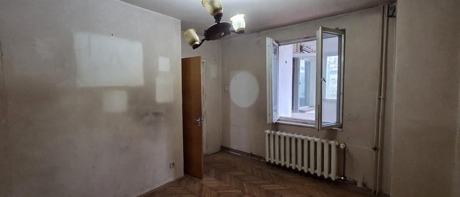 Apartament cu 3 camere decomandat în Centrul Civic