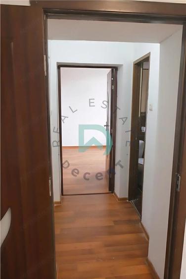 Casă cu Teren 300 Mp în Craiter
