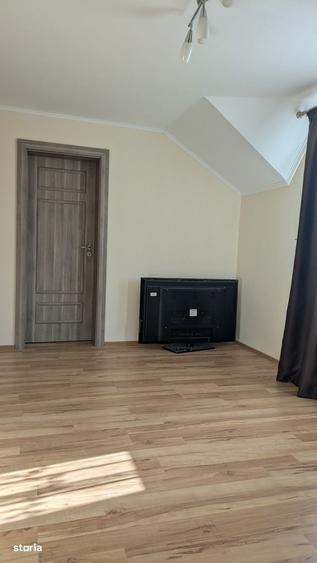 Casă cu 4 camere în Gai