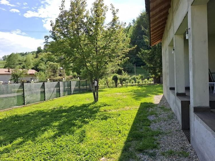 Casa in Babana la 15 km de Pitesti - 2