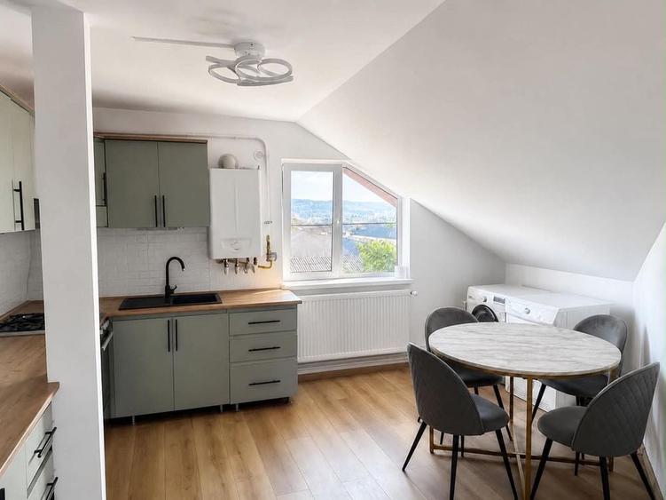 Apartament cu 2 camere decomandat în Exterior Vest