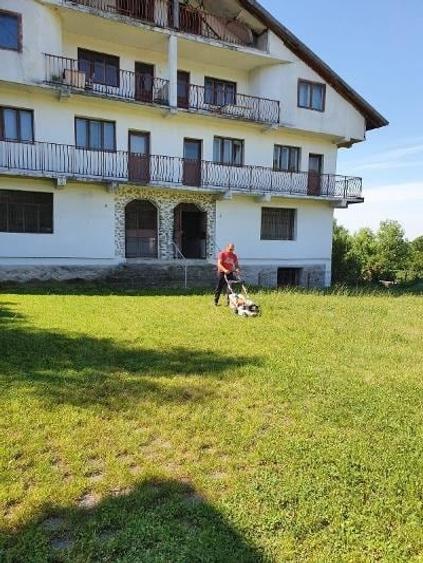 Hotel/Pensiune, de 18 mp, în Baia de Fier
