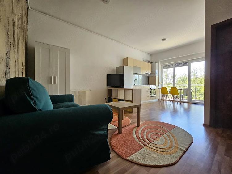 Apartament cu 2 camere decomandat în DN 1