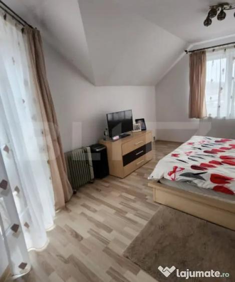 Casa D+P+E, pe Aleea Trifoiului, zona linistita! - 10