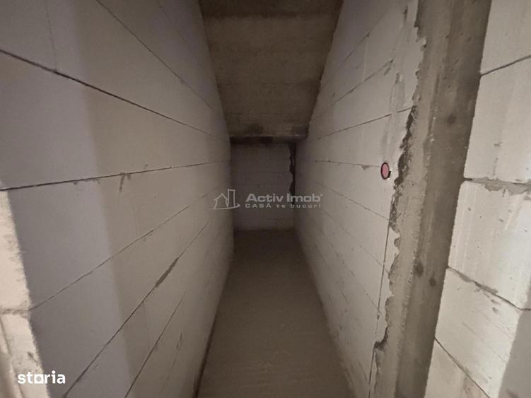 Casă cu 5 camere cu Teren 255 Mp în Cantemir