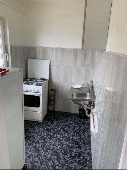 Garsonieră decomandată în Mihai Bravu