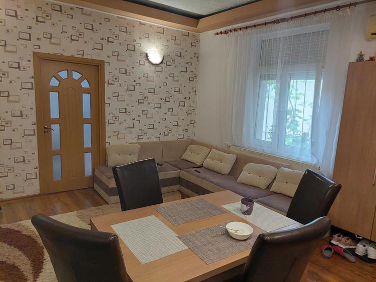 Casă cu 3 camere în Central