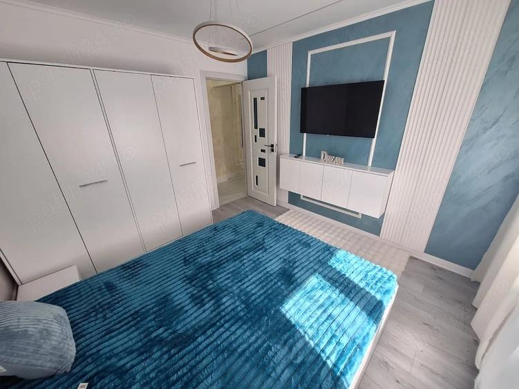 Apartament cu 3 camere semidecomandat în Dâmbovița