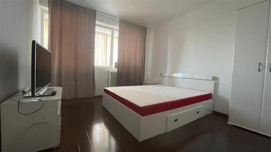 Apartament cu 2 camere semidecomandat în Vatra Luminoasă