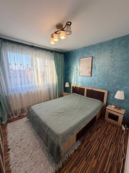 Apartament cu 2 camere decomandat în Tei