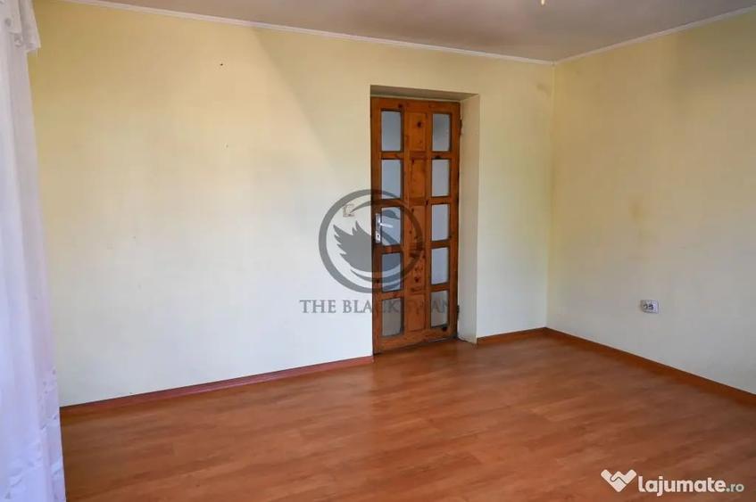 Casă cu 3 camere cu Teren 1178 Mp în Strejnicu