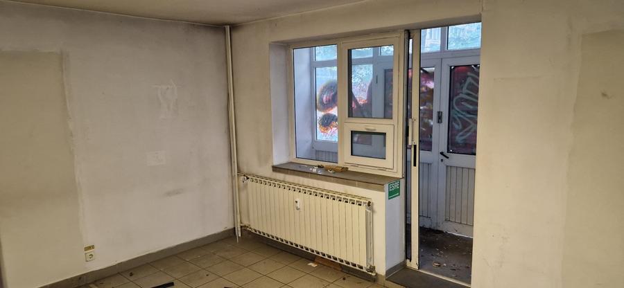 Apartament cu 3 camere în Drumul Taberei