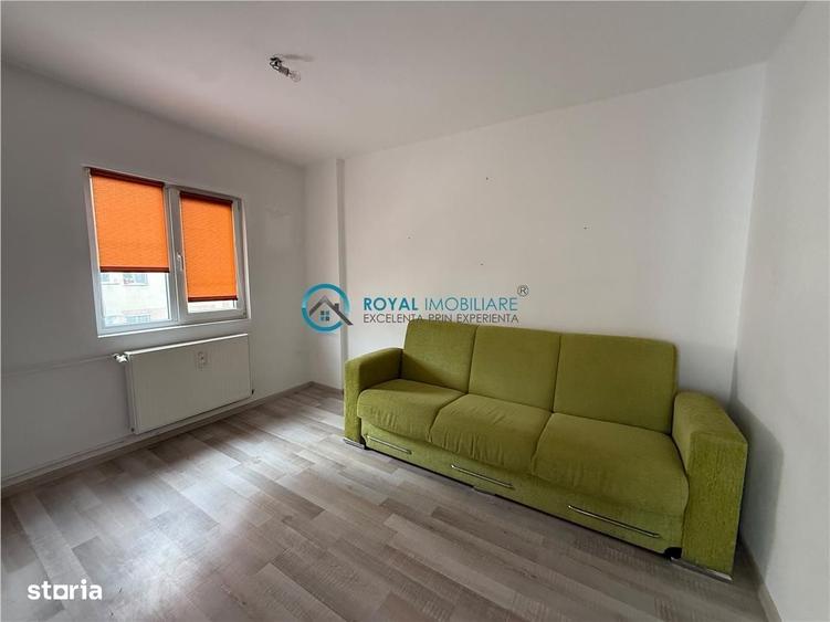 Apartament cu 2 camere semidecomandat în Republicii