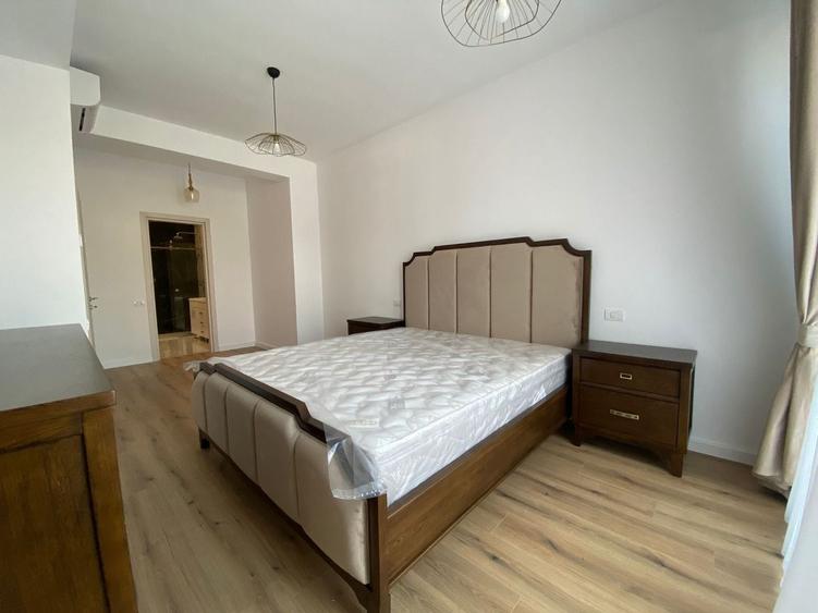 Apartament cu 4 camere decomandat în Iancu Nicolae