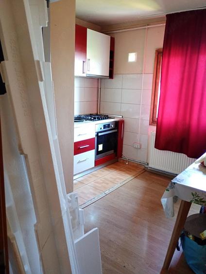 Apartment 3 camere decomandat , Bucovina - 9