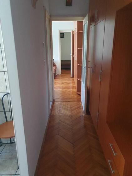 Apartament cu 2 camere semidecomandat în Iosia