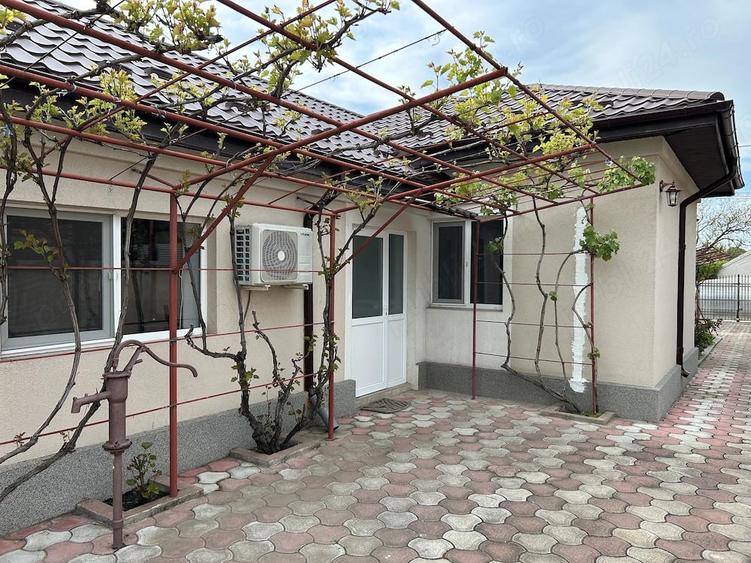 Casă cu Teren 1200 Mp în Central