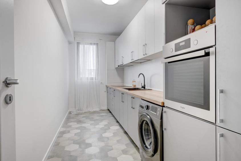 Apartament cu 2 camere semidecomandat, mobilat în Tunari